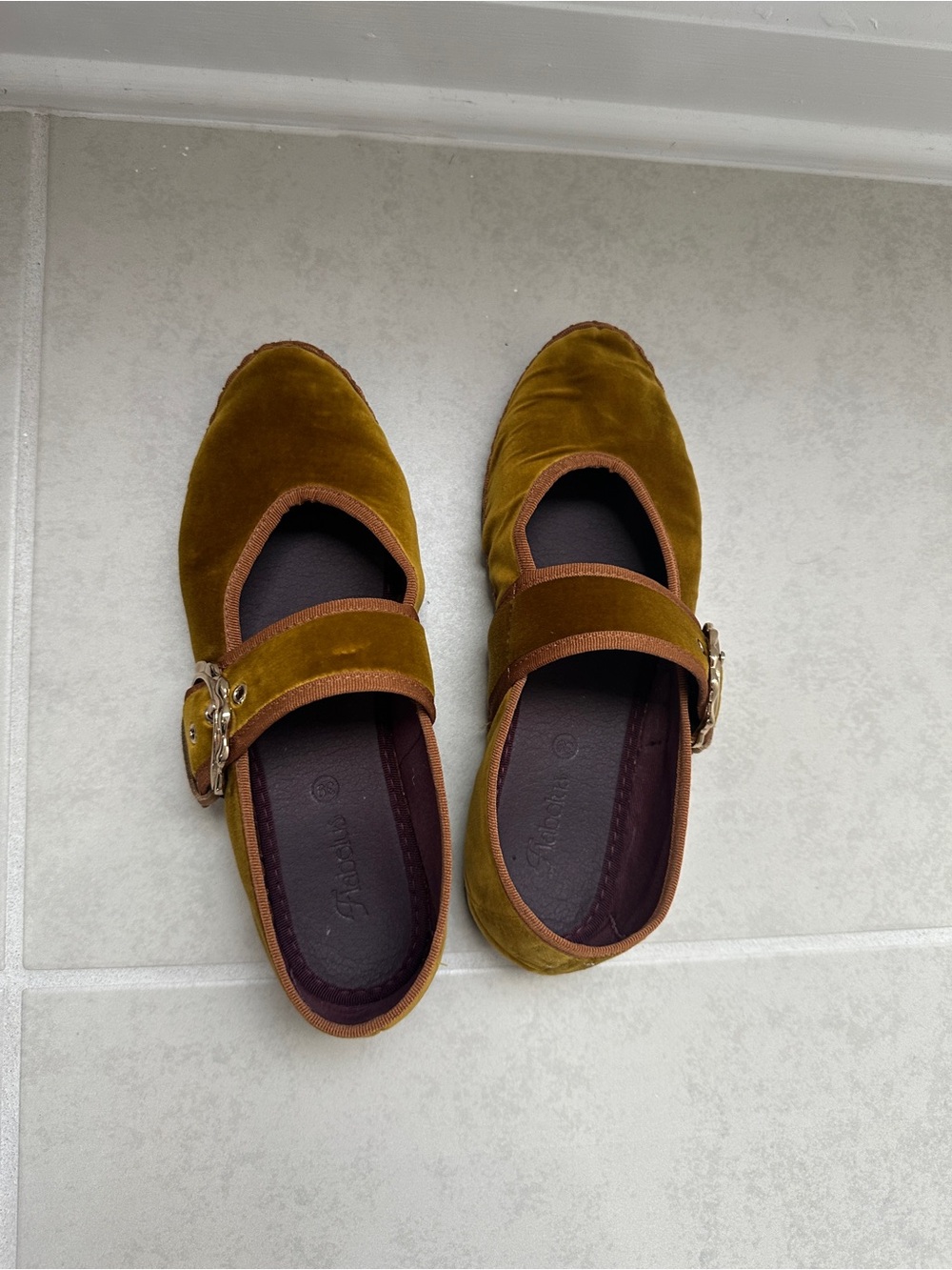 Flabelus Sophie Suede Mary Jane Flats in Mustard with Buckle 39 EU - Picture 10 of 10